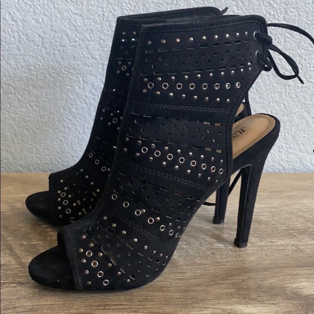 Sexy black peep toe